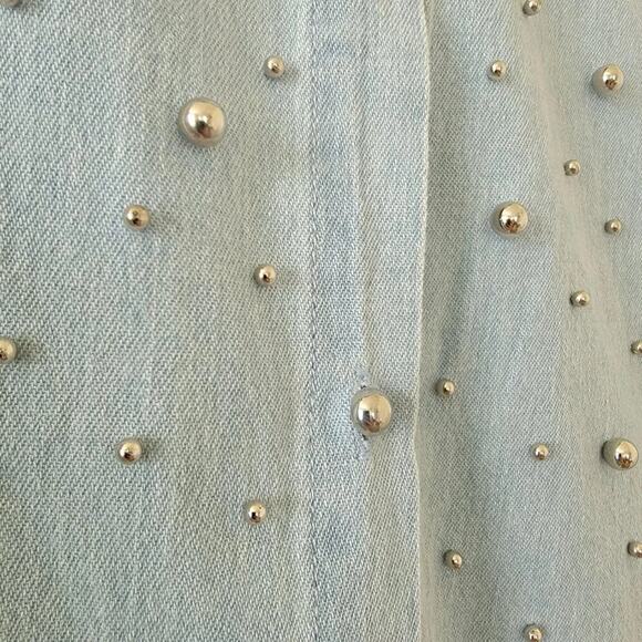 Jella C Embellished Denim Button Down Shirt Womens Sz M Light Blue Silver Studs - Picture 6 of 11